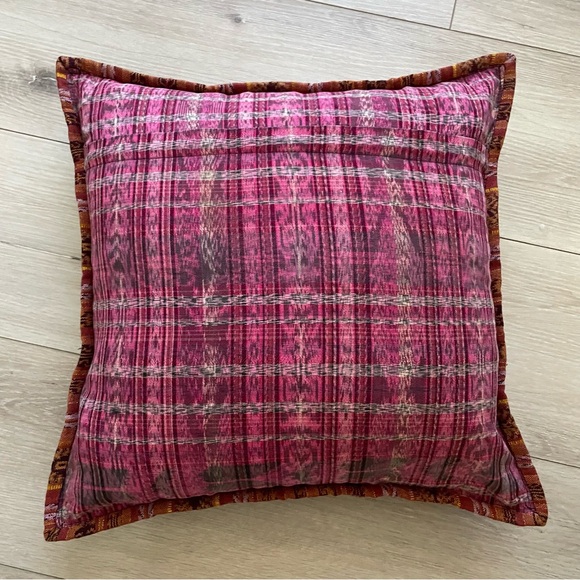 Guatemalan Handmade Pillow Cover and Feather Insert - Picture 3 of 7